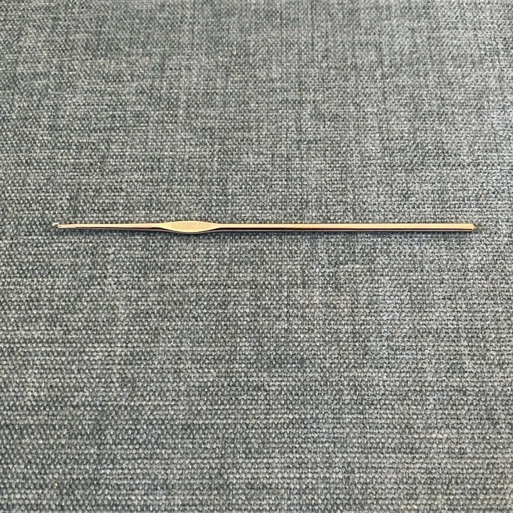 Milward Knitting Crochet Hook, Size 4